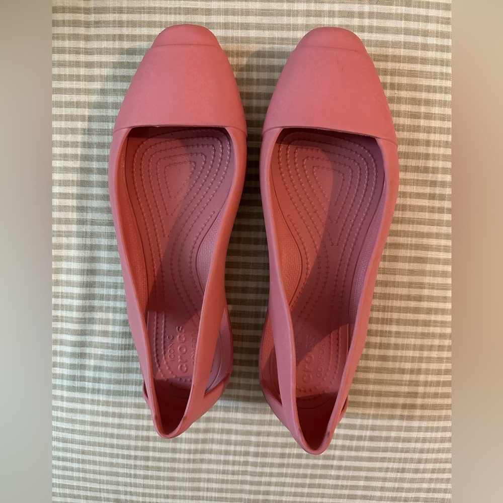 Crocs Sienna Ballet Flats. Size 10.